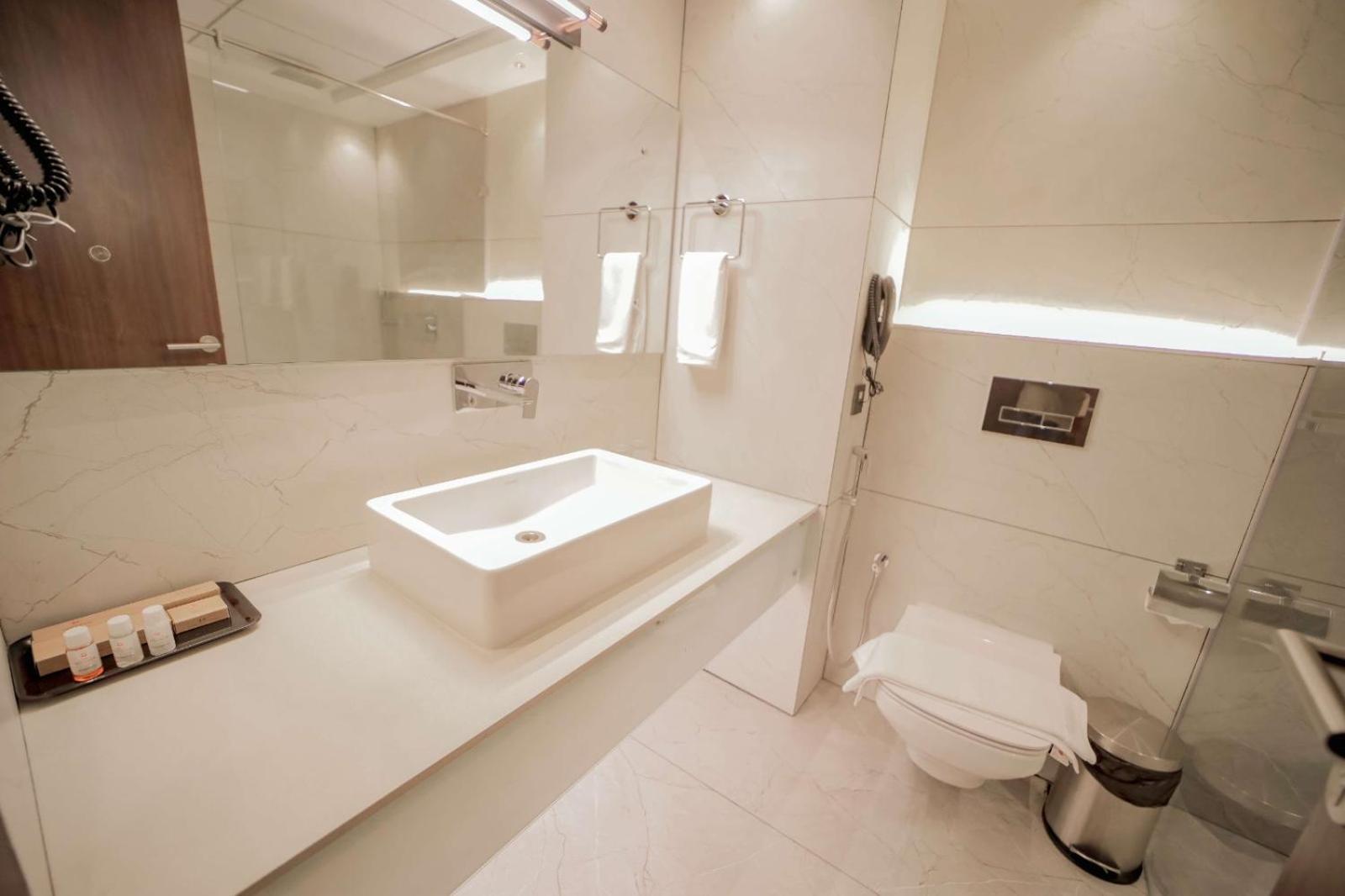 Hotel Cordial Sopanam Thiruvananthapuram Esterno foto